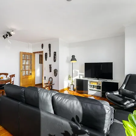 Whome Riverview By Premium